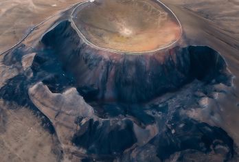 乌兰哈达火山+辉腾锡勒草原一日游【|2-6人精品小团|0自费|0推费】