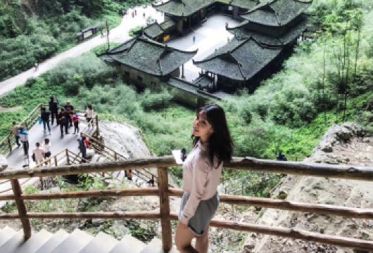 武隆天坑地缝乌江一日游(少转5次车+多玩2小时)3-8人小团【3至8人小团，小车景区接送，少换车少折腾；】