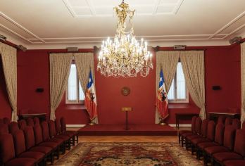 智利圣地亚哥国家美术馆-圣路济亚山【中文专车-悦享旅途】【中文专车出行，景点灵活调整，打卡经典，游玩自己定义，无需等待，专属贴心服务，尽享惬意旅程】