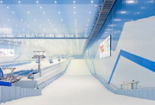 深游华发热雪奇迹雪场一日游【含票+滑雪装备】【5条不同难度雪道，最长单道达463米，垂直落差83米，新手高手都能玩!】