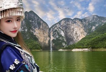 恩施大清江一日游【蝴蝶崖/市区免费接/全程船观不上岸】【[优质服务]24小时微管家在线，体贴导游，幽默师傅，任何疑问可以随时快速回复！】