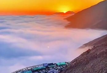 西宁+青海湖+日月山一日游【包车游 晚出发】【上门接送精品小团，西宁市内免费接送】