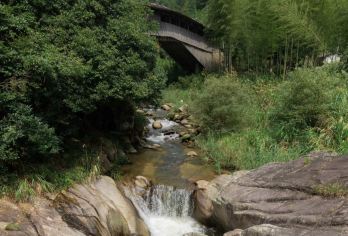 丽水—遂昌：南尖岩+金矿国家矿山公园+千佛山  景点可定制G【全程中文/英文/俄语/小语种服务，沟通无障碍，景点可调,多种车型可选】