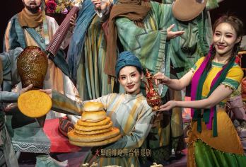 大唐芙蓉园+梦回大唐演出半日游【精彩演出+专业导游伴游】【[深度游]高颜值小哥哥风趣讲解，带你一起穿越古今感受盛唐魅力】