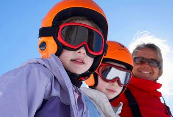 北京南山滑雪场一日游【2小时专业教练教学+全天滑雪&含雪具】【[品质保证]享品质纯玩，无购物，可选畅滑多套餐，嗨翻冬日】