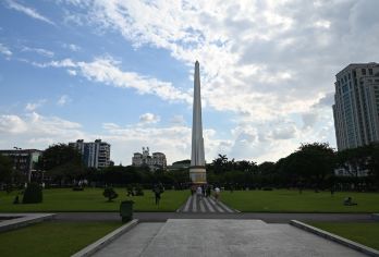 缅甸仰光大金塔一日游【乔达基卧佛/茵雅湖/昂山市场/大金塔【性价比高，全程无购物，舒心小团】