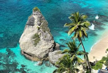 巴厘岛佩妮达岛西线一日游【巴厘岛酒店出发+专车+拼船+午餐】【西佩尼达岛，专车接送+拼船出海+自助午餐】