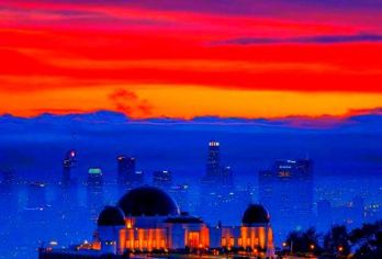 美国+洛杉矶+圣莫尼卡海滩一日游/行程可调-可定制多日【包车一日游，解锁旅行新方式！独立车辆配备经验丰富的老司机，为您量身打造专属行程。】