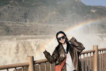 【限时升头等舱】壶口瀑布+南泥湾一日游【斗鼓+特色服装拍照】【[轻松出行]延安市区酒店上门接送，让您不迷路。】