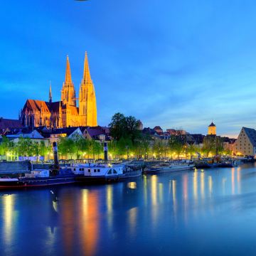 石桥+圣母圣诞圣殿+圣埃梅拉姆修道院+苏格兰修道院一日游