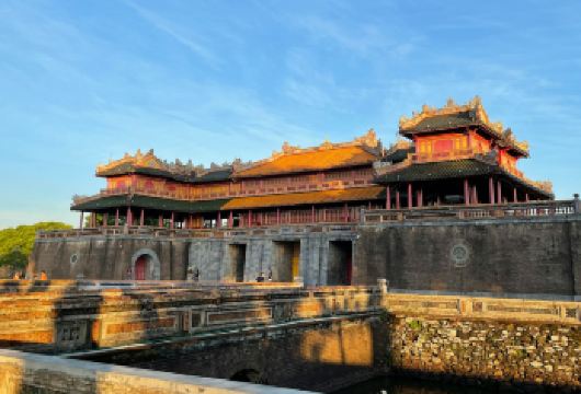 【中文司导包车游】岘港+顺化+启定皇陵+顺化皇城+天姥寺【中文司机+酒店接送+贴心管家[畅游80+国家，800+城市]】