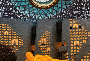 牛首山2.5小时精讲|中高级导游·8人小团·无任何购物【由经验丰富的导游带队，深入解读牛首山历史文化与佛教艺术，带您领略每一处景点的独特魅力。】