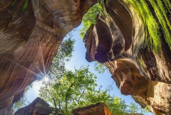 甘泉大峡谷一日游【甘泉大峡谷纯玩无购物,专业优秀导游讲解】【〖品质之旅〗延安国际旅行社总部接待，高端品质保证，售后无忧】