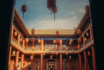 【范围内接送】吴忠早茶+董府+黄河大峡谷：来宁夏玩出世界范儿【8人封顶精品小团，行程灵活不拥挤，享受专属服务与充足游玩时间，体验感更佳。】