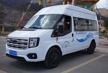 包车游 「高铁站-黄龙-九寨」【商务车 轿车 任意发车时间】【免费送达九寨沟口附近酒店｜包车更方便｜更私密】