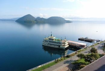 日本小樽/函馆/旭川/富良野/美瑛/登别-札幌往返任选一日【专属客服和本地中文司机，一家一团包车】