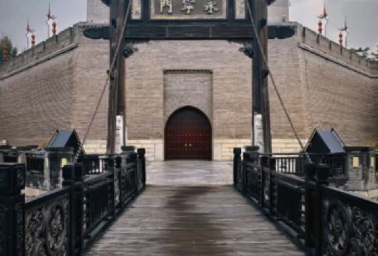 大慈恩寺+大雁塔+西安城墙+西安千古情+大唐不夜城*精品小团【3/8人精品小团/5座7座9座车出行/没有早起的烦恼/独立出行】