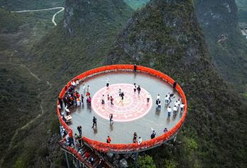 桂林+阳朔+遇龙河竹筏+如意峰+富里桥【市区接送/英文司导】【一价门票全含，无自费景点，无强制消费！专业外语导游及多年经验老司机带队，客服24h1对1服务。】