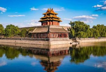 北京故宫博物院一日游【含故宫门票+导游深度讲解文化历史】【含故宫门票免预约，专业导游深度解读历史文化，一日解锁紫禁城精髓，省心畅玩沉浸式感受皇家底蕴。】