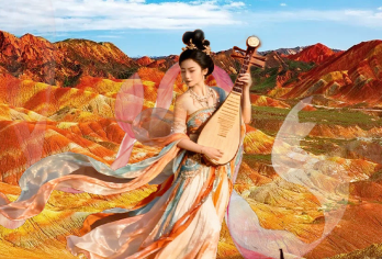 张掖七彩丹霞半日游【可选8人头等独立座椅/纯玩/上门接送】【[8人豪华头等舱]最多8人，1+1独立座席，舒适安全性能高，精品推荐，张掖西站、主城区酒店免费接送。】