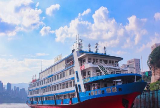 三峡游轮/长江观光号/宜昌至重庆/三峡大坝+白帝城+丰都鬼城【升级！宜昌至重庆、吃住玩、观景房俩挽、不挪窝、真纯玩、无购物，本季一日游已停船！】