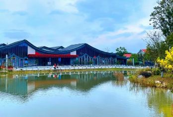 天台山大瀑布+济公故居一日游【嘉兴出发，五县两区包接送安心出游】