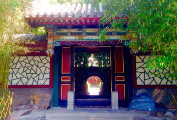 慕田峪长城+恭王府2-7人英文私家团|专属导游讲解.上门接送【[文化之旅]慕田峪长城5A景区、探恭王府历史、专车服务，英文导游一对一服务！】