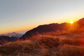 南投合欢山赏日出 / 合欢山半日游｜清境出发【前往合欢山日出观景点】