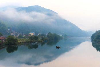 衢州 鹿鸣草原+衢州博物馆+水亭门 【亲子出游/行程可调】S【包车出行时间自由、不拼团｜中文司导｜景点可调、可定制多日游】