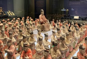 陕西历史博物馆+大慈恩寺大雁塔一日游【精品小团+深度讲解】【[品质保障]优选商品，品质拒绝购物 、无自费】