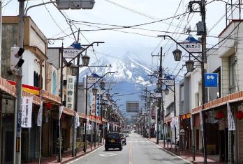 日本大阪+京都+ 奈良+八坂神社一日游/行程可调-可定制多日【包车一日游，解锁旅行新方式！独立车辆配备经验丰富的老司机，为您量身打造专属行程。】