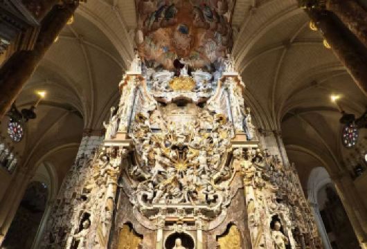 西班牙托莱多古城深度游【马德里往返+中文定制包车+咨询优惠】【专属私密，一家一团，尽享自在旅途。】