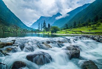 成都出发——川西四姑娘山双桥沟+巴朗山云海包车游【每天8小时VIP服务，丰富的文化体验。】