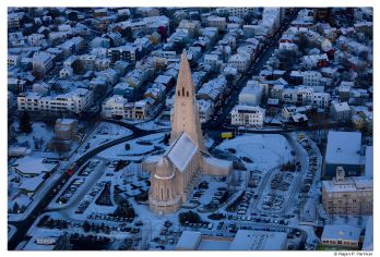 冰岛+哈尔格林姆教堂+珍珠楼+辛格韦德利+太阳航海者一日游【私家团包车游 I 中英文司导 I 行程可沟通调整】