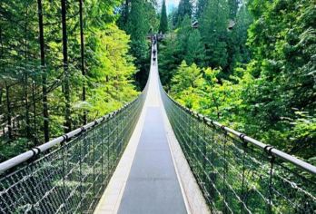 加拿大温哥华 狮门大桥+固兰湖岛一日游/行程可调-悦享旅途【精选热门景点，高效游玩不走回头路，深度了解文化内涵，贴心服务保障，轻松享受旅程，性价比超高的旅行。】