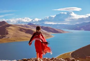 西藏羊卓雍错半日游丨拉萨周边往返【时间紧张可选半日游，懒人晚起中午出发，不用早起赶行程。】