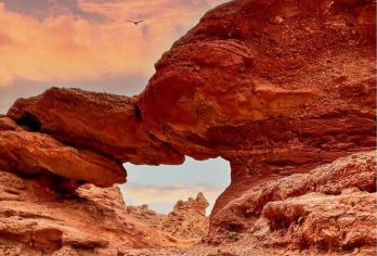 平山湖峡谷半日 | 一人可订 | 可选上门| 拼车 | 包车【[管家服务]张掖西站免费接送；免费寄存行李；可选上门接送服务；】