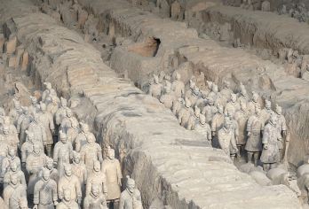 西安秦始皇兵马俑+陕西历史博物馆+大唐不夜城一日游可英文服务【可提供英文及小语种导游服务-往返接送-可选导游-可代订门票】