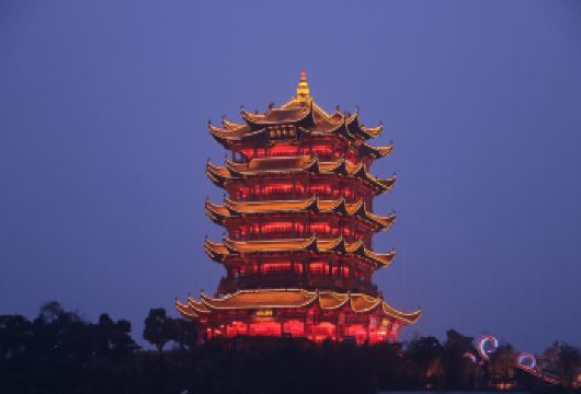 武汉黄鹤楼+省博+东湖【中旅优选丨3-6人小团/包车游含票】【[经典线路精品团]一次出行畅游武汉！听武汉故事，看武汉美景，吃武汉美食，感受不一样的大江大河大武汉！】