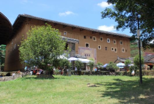 南靖云水谣古镇+福建土楼(永定)景区一日游【8人小团】【云水谣+永定行程游览永定高北土楼景区赠一个永定景区讲解员+不含云水谣景区讲解员+不含餐】