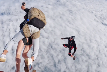 千岛湖跳伞日游杭州千岛湖高空跳伞【3300米跳伞+高清摄像】【[刺激嗨玩]4000米高空观光+跳伞摄像跟拍】