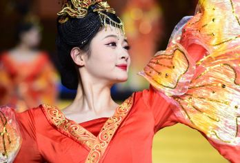 宜昌三峡千古情一日游┃邂逅奇妙荆楚风情•一生必看的演出【由“宋城演艺”倾力打造，是宜昌的主题公园，也是夜游优选之地。】