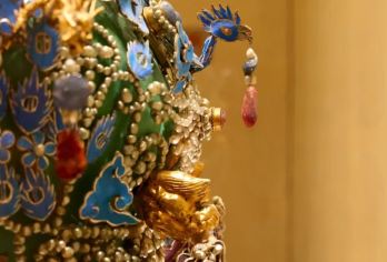 天坛公园联票+中国国家博物馆“古代中国”【精讲服务含耳麦】【[天坛联票深度游]天坛联票包含祈年殿、回音壁、圜丘坛，金牌导游深度讲解，感受明清两代皇帝祭天祁谷过程】