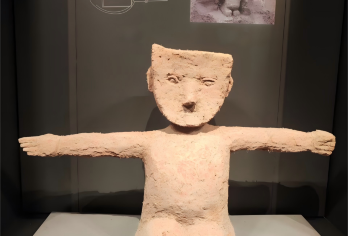 湖南博物院半日游【精品游丨深层次2H丨精品拼团丨代约门票】【[大咖讲解]语音导览再智能，也比不上讲解老师的幽默风趣，拒绝瞎逛，追学深度体验。】