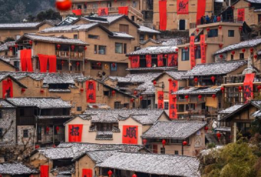 古堰画乡+陈家铺+明清古街【含门票/包车一日游】纯玩无购物【舒适座驾：多种车型供选，专车接送，准时准点，资深司导：5年+驾龄老司机全程为您保驾护航】