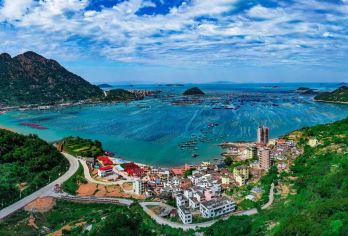 【轻奢自由行】连江同心村·平流尾北茭鼻公园一日游【[特色出行]专享小包团服务，上门接送，独立超省心，全程纯玩带您领略海岛风情！】