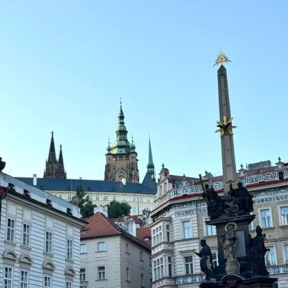 捷克布拉格-旧皇宫-黄金巷-火药塔-全境包车-私享行