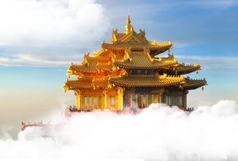 老君山一日游【20人团/2+1大座椅/酒店接送/导游陪爬】【[人少车好]20人小团，航空大座椅（可USB充电）体重300斤坐下也得劲儿（洛阳方言），后仰角度大。】