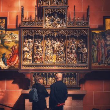 老市政厅+法兰克福大教堂+铁桥+歌德故居一日游【杰伦打卡同款