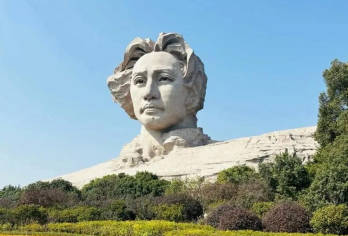 湖南长沙地陪包车导游翻译地接陪同接送旅游展会商务考察陪诊【湖南长沙地陪包车导游翻译地接陪同接送旅游展会商务考察陪诊】